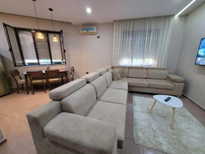 Arti Home at Center
